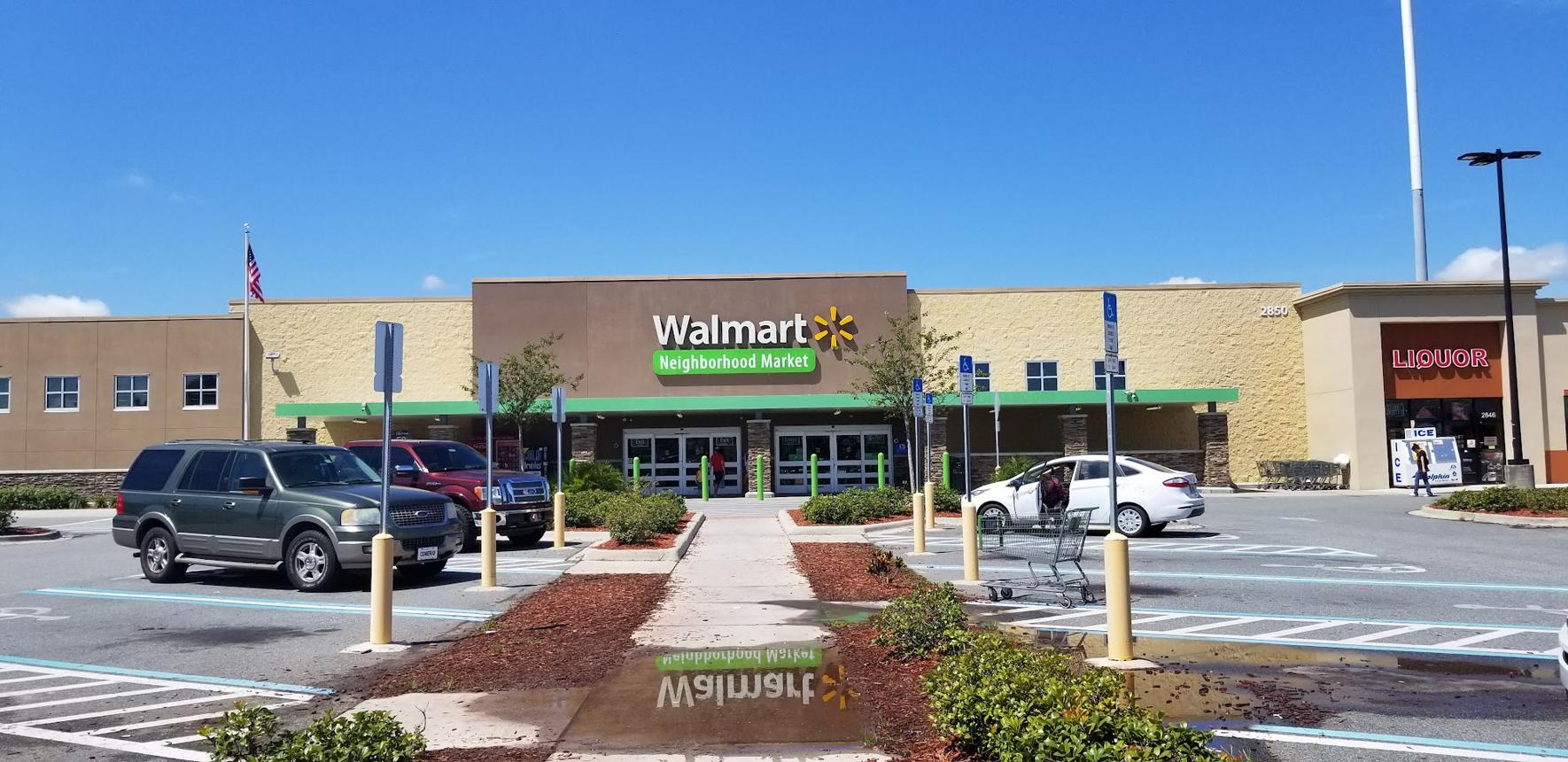 Walmart Liquor Box (Kissimmee &ndash; John Young Pkwy)